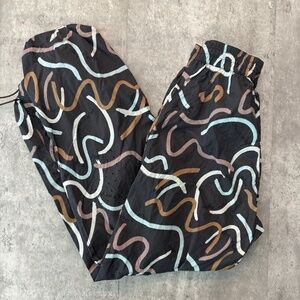 Black multicolor print lightweight cargo pants y2k 2000s style baggy pants 2